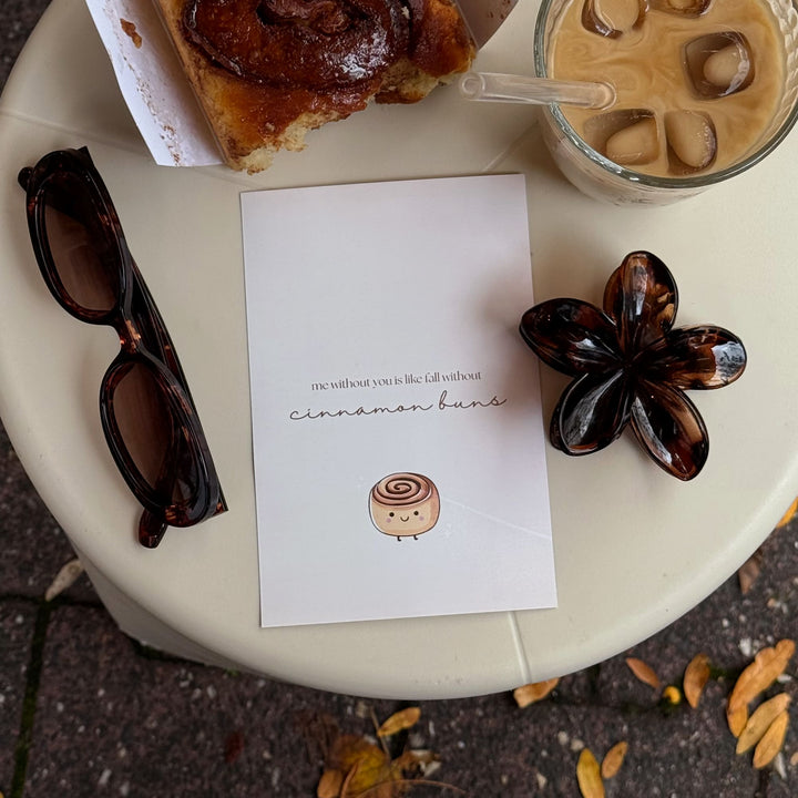 Cinnamon Roll A6 Grußkarte von dys